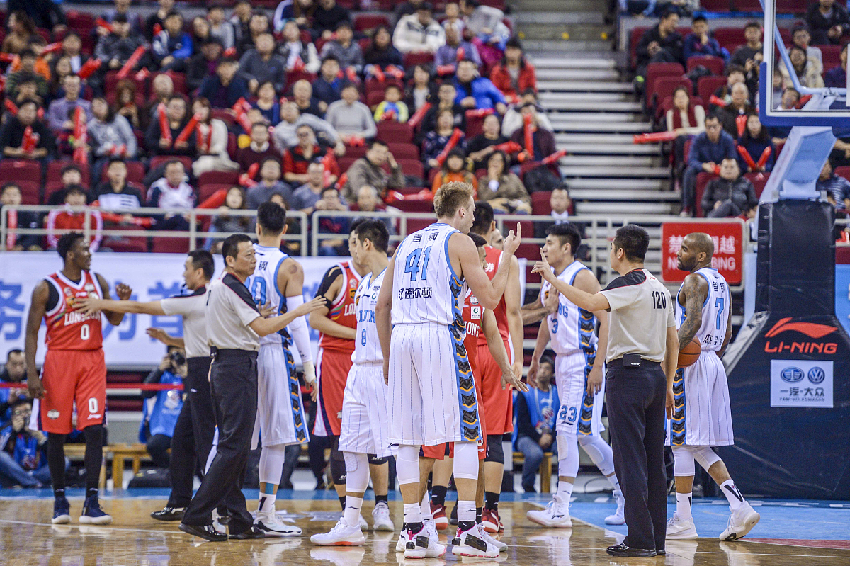 关于Ning关键节点战术调整，快船带队取胜！的信息