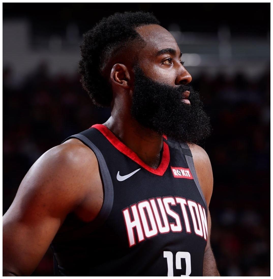 关于哈登回归赛场，惊险取胜首场状态亮眼，掘金观众沸腾！的信息